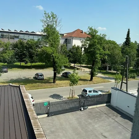 Villa Magdalena Apartments & Rooms Maribor Extérieur photo